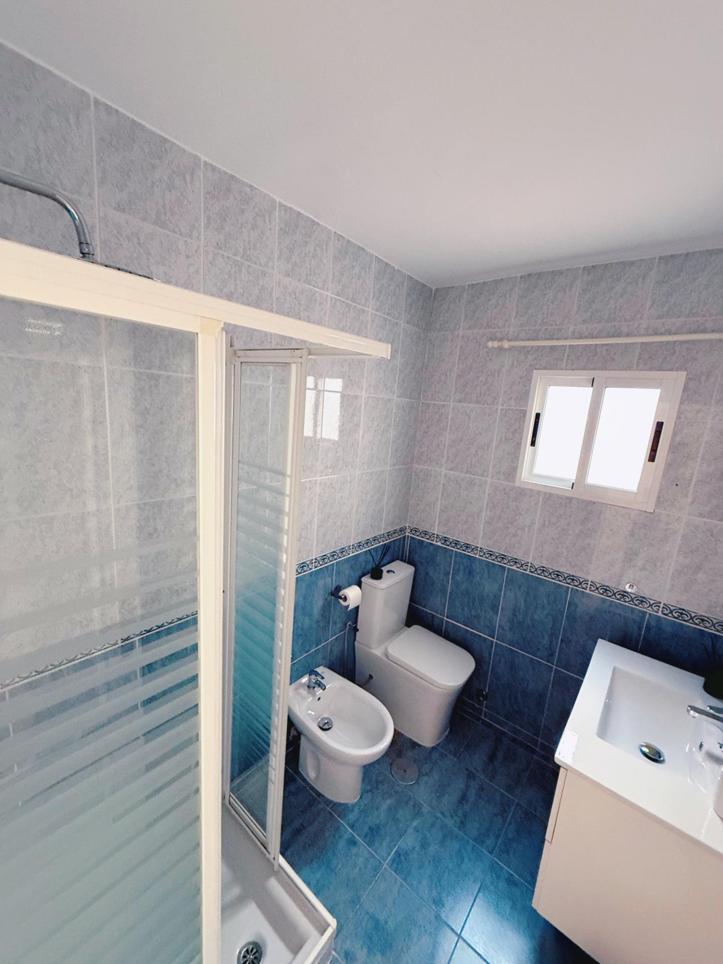 For sale - 2 Bedroom 2 Bathroom Apartment in Torrevieja - Playa Del Cura  - Alicante