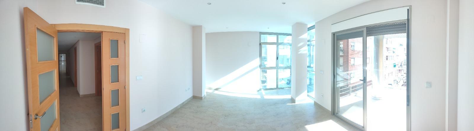For sale - 3 Bedroom 2 Bathroom Apartment in Torrevieja - Estacion De Autobuses  - Alicante