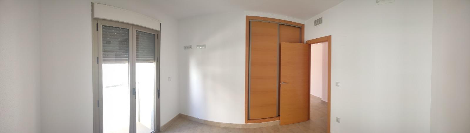 For sale - 3 Bedroom 2 Bathroom Apartment in Torrevieja - Estacion De Autobuses  - Alicante