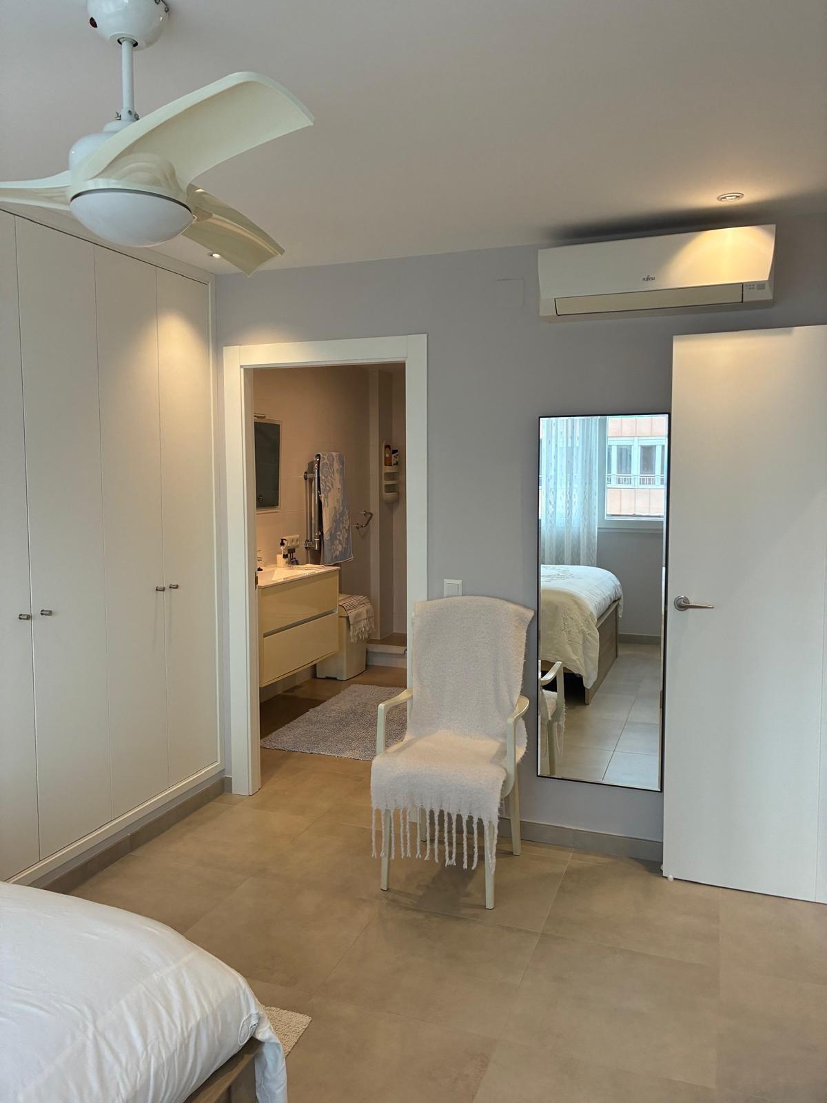 For sale - 2 Bedroom 2 Bathroom Apartment in Torrevieja - El Acequión - Los Náufragos  - Alicante