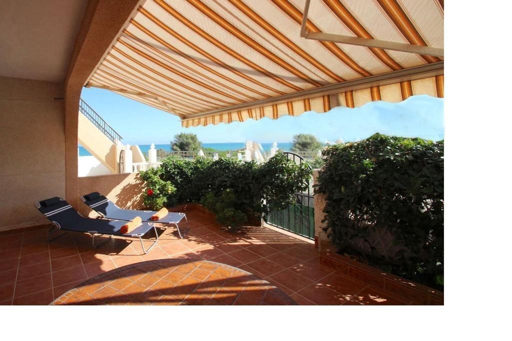 For sale - 3 Bedroom 1 Bathroom Bungalow in Torrevieja - La Mata  - Alicante