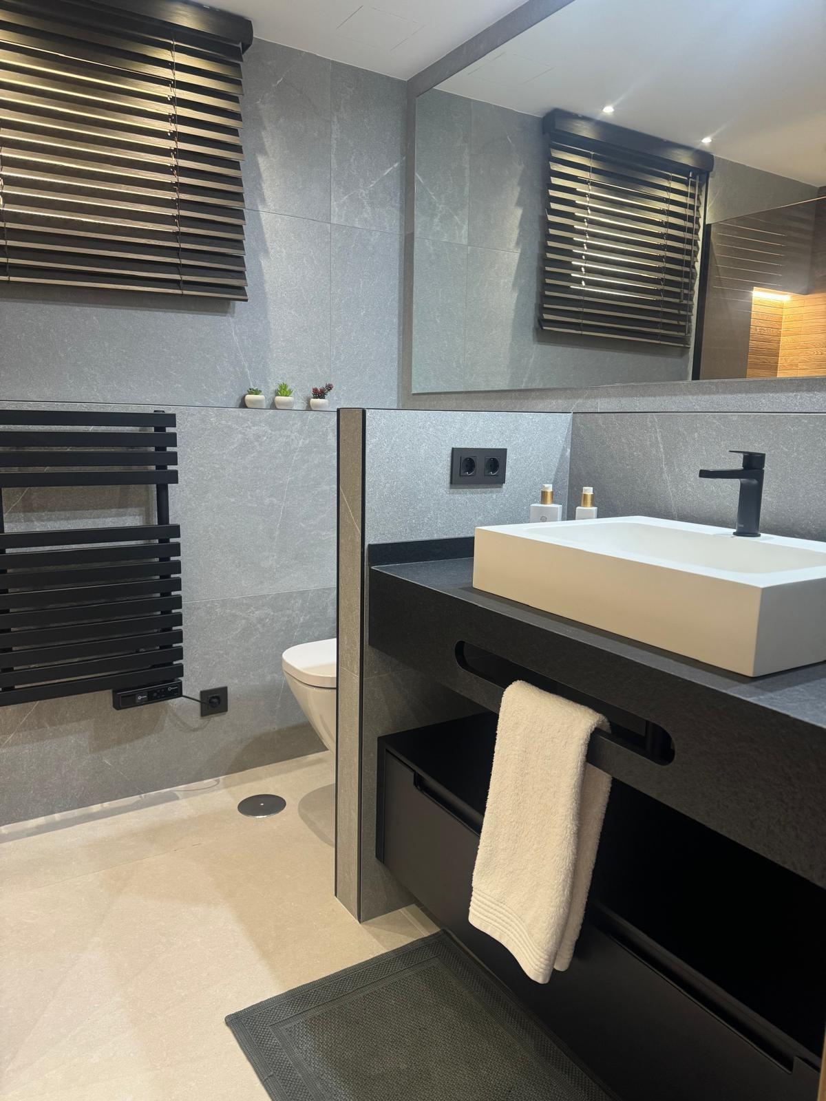 For sale - 2 Bedroom 2 Bathroom Apartment in Torrevieja - La Veleta  - Alicante