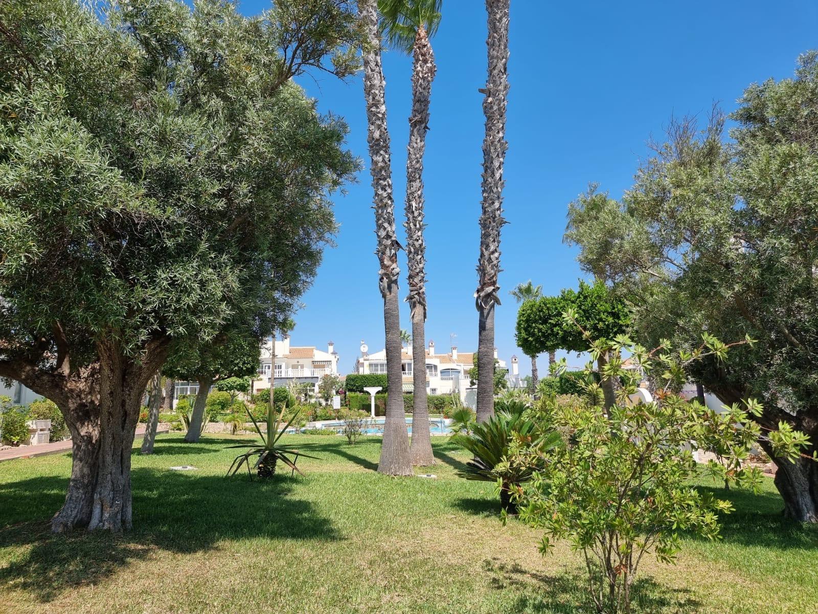For sale - 2 Bedroom 1 Bathroom Apartment in Torrevieja - Los Balcones - Los Altos Del Edén  - Alicante