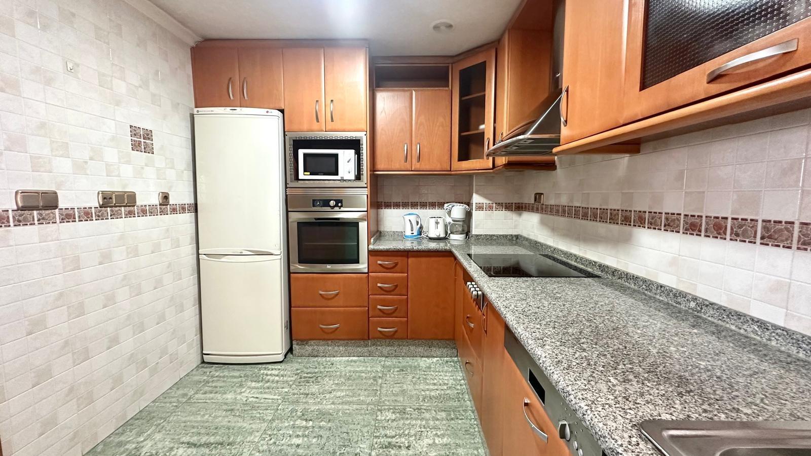 For sale - 2 Bedroom 1 Bathroom Penthouse in Torrevieja - Torrevieja  - Alicante
