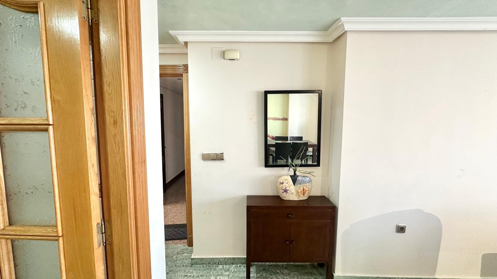 For sale - 2 Bedroom 1 Bathroom Penthouse in Torrevieja - Torrevieja  - Alicante