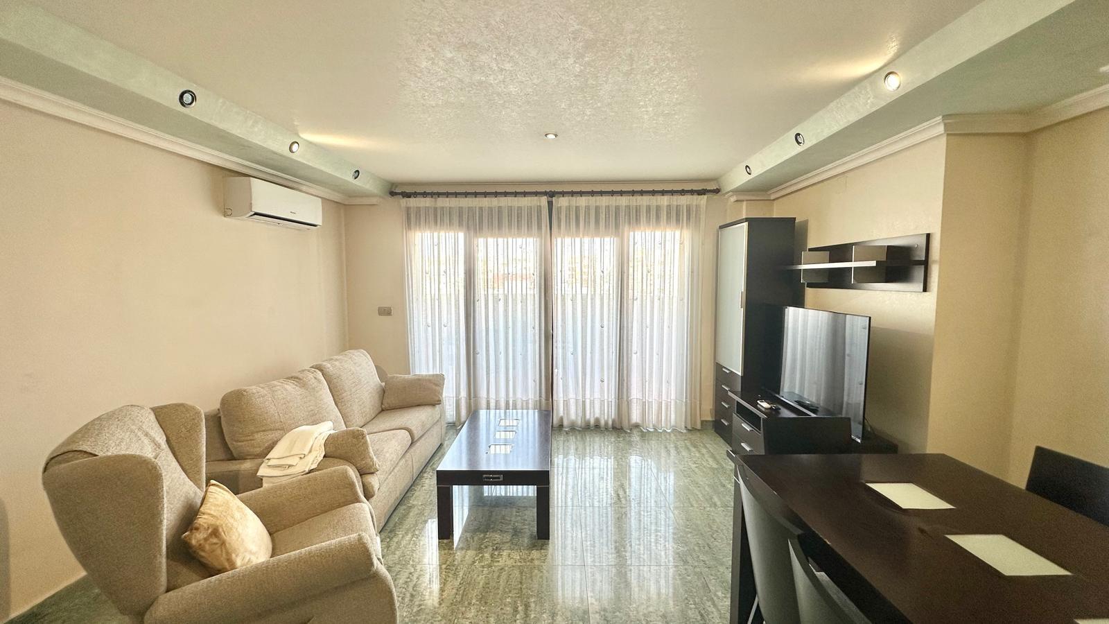 For sale - 2 Bedroom 1 Bathroom Penthouse in Torrevieja - Torrevieja  - Alicante