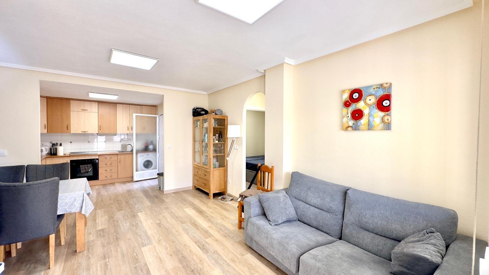 For sale - 2 Bedroom 1 Bathroom Bungalow in Torrevieja - Torreblanca  - Alicante