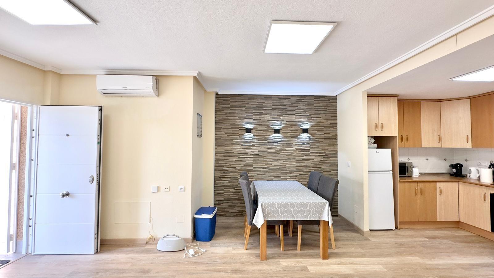 For sale - 2 Bedroom 1 Bathroom Bungalow in Torrevieja - Torreblanca  - Alicante