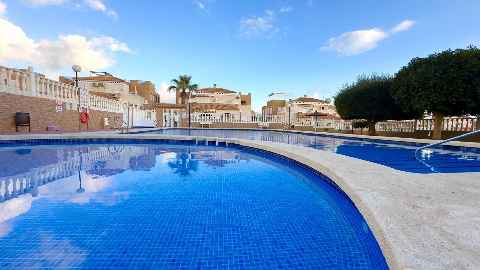 For sale - 2 Bedroom 1 Bathroom Bungalow in Torrevieja - Torreblanca  - Alicante
