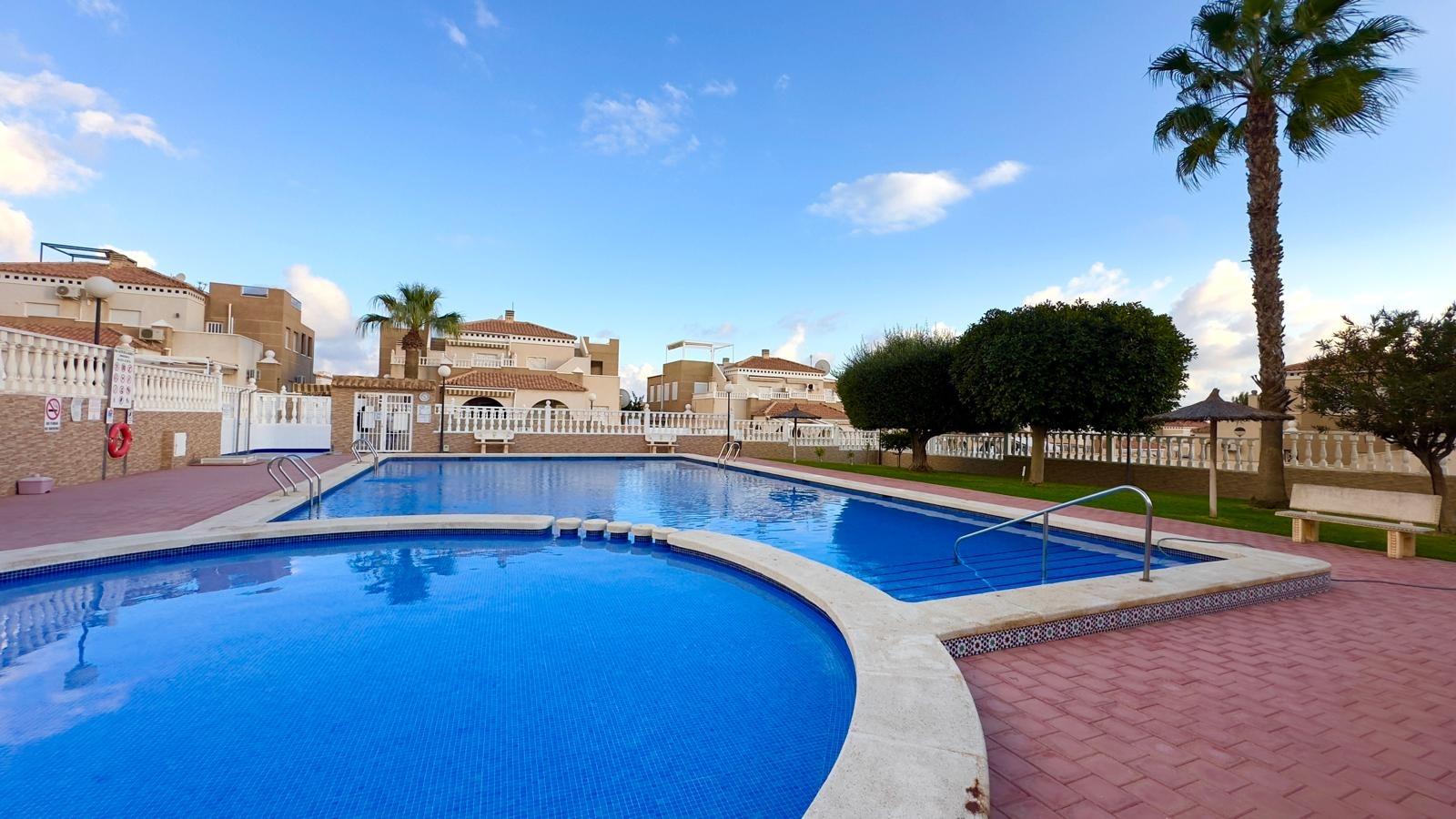 For sale - 2 Bedroom 1 Bathroom Bungalow in Torrevieja - Torreblanca  - Alicante