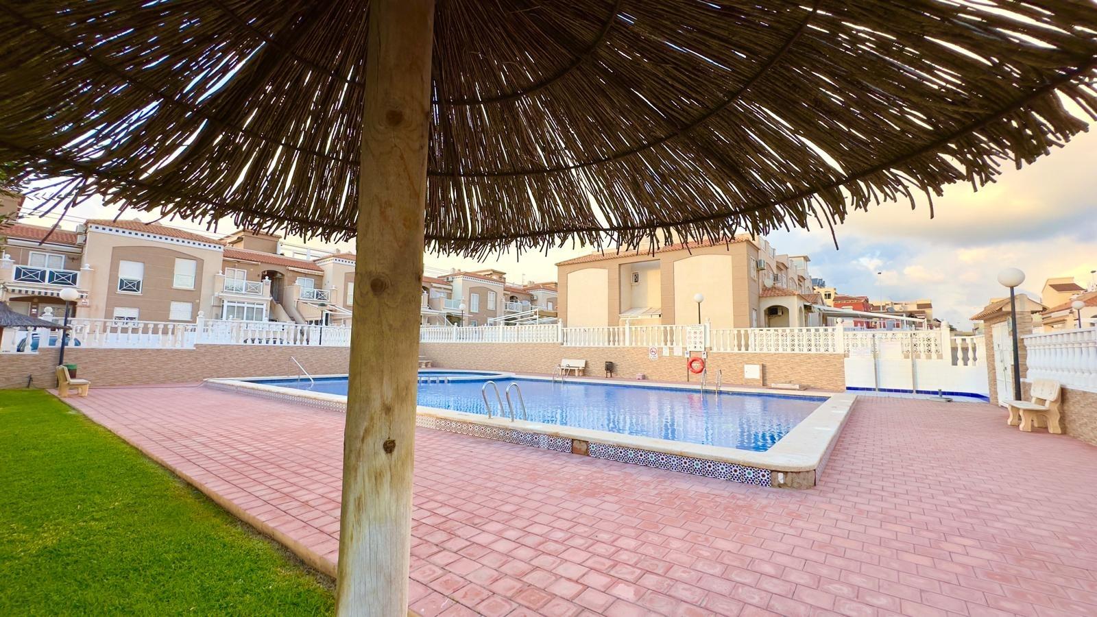 For sale - 2 Bedroom 1 Bathroom Bungalow in Torrevieja - Torreblanca  - Alicante