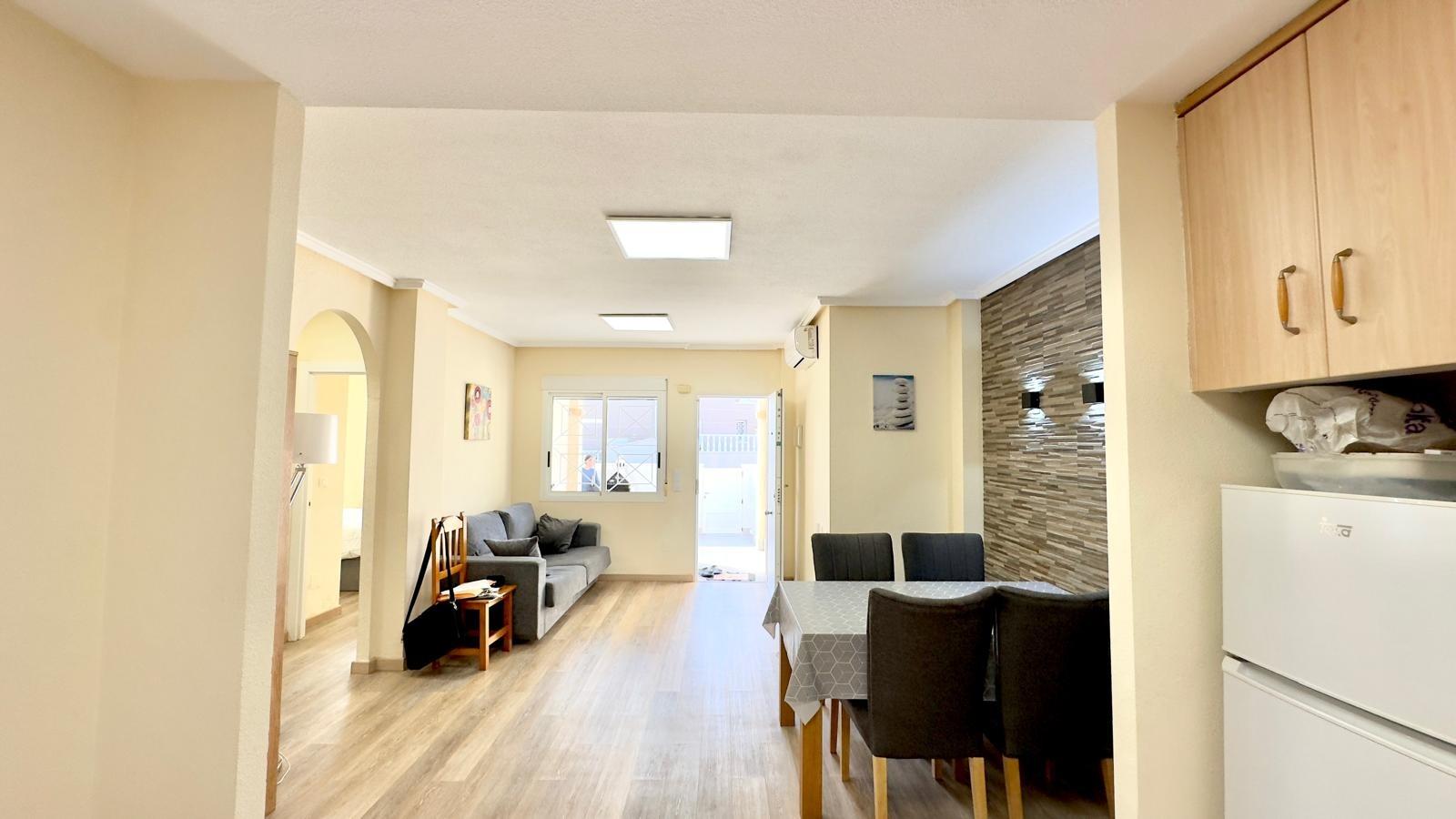 For sale - 2 Bedroom 1 Bathroom Bungalow in Torrevieja - Torreblanca  - Alicante