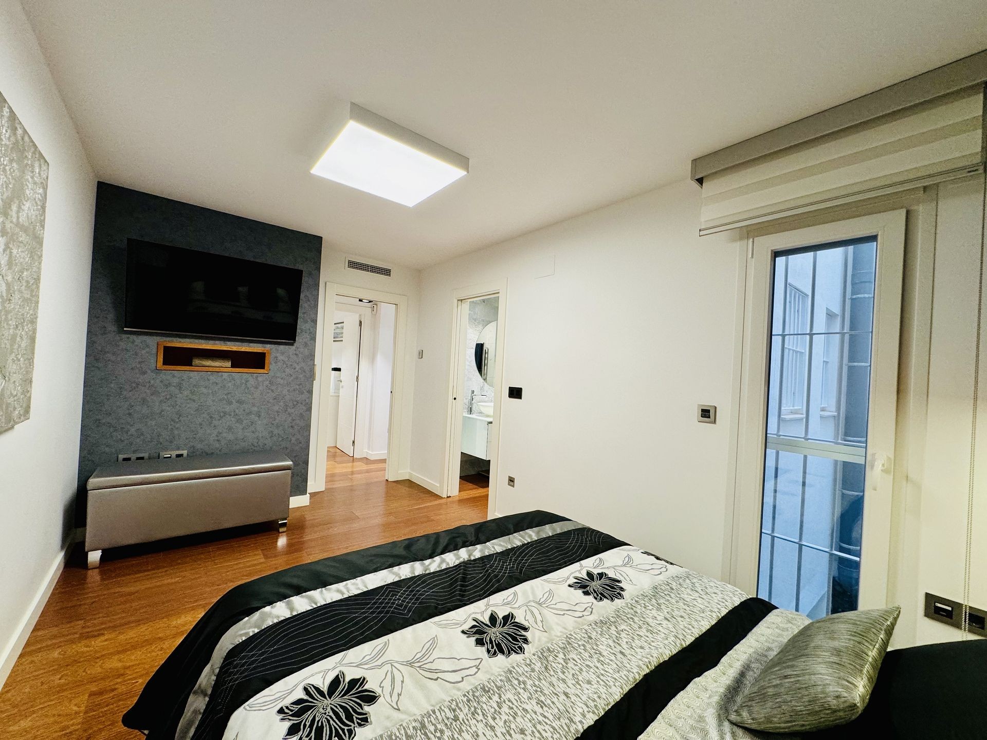 For sale - 3 Bedroom 2 Bathroom Apartment in Torrevieja - Costa Blanca  - Alicante