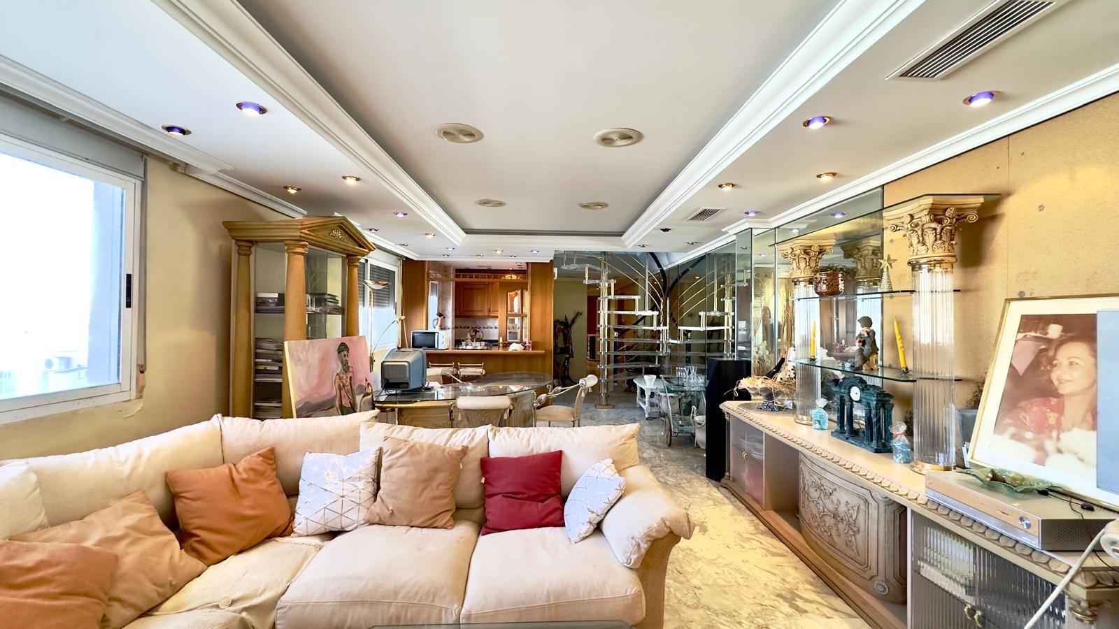 For sale - 2 Bedroom 2 Bathroom Penthouse in Torrevieja - Centro  - Alicante