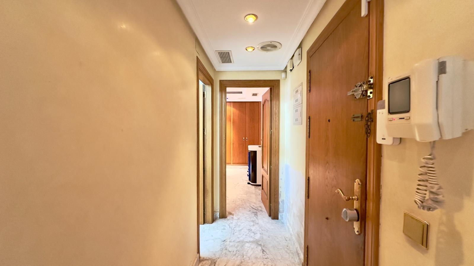 For sale - 2 Bedroom 2 Bathroom Penthouse in Torrevieja - Centro  - Alicante