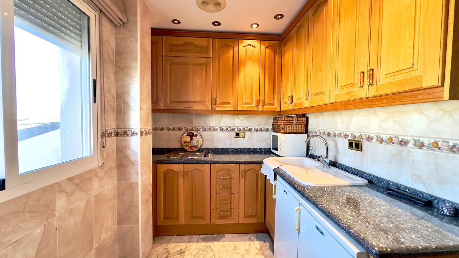 For sale - 2 Bedroom 2 Bathroom Penthouse in Torrevieja - Centro  - Alicante