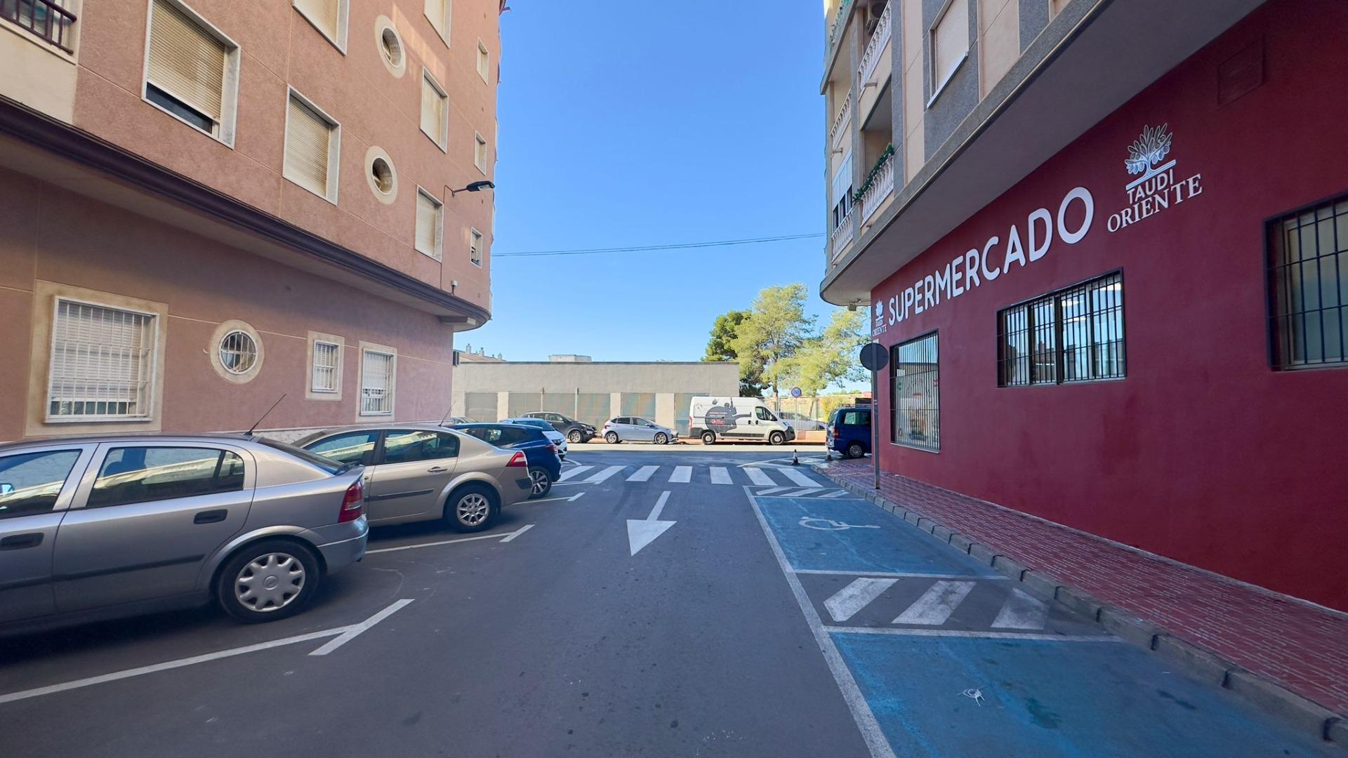 For sale - 2 Bedroom 1 Bathroom Penthouse in Torrevieja - PARQUE DE LAS NACIONES  - Alicante