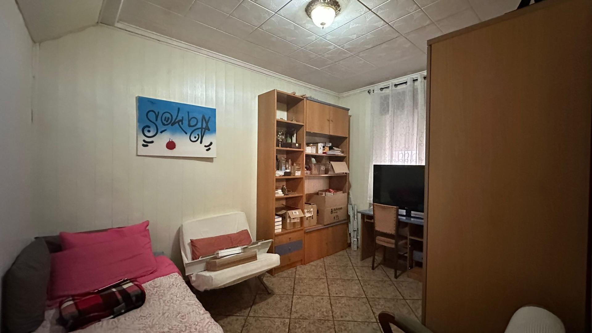 For sale - 4 Bedroom 1 Bathroom Apartment in Torrevieja - Estacion De Autobuses  - Alicante