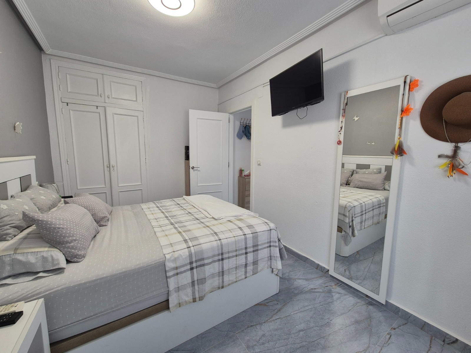 For sale - 2 Bedroom 1 Bathroom Bungalow in Torrevieja - Costa Blanca  - Alicante