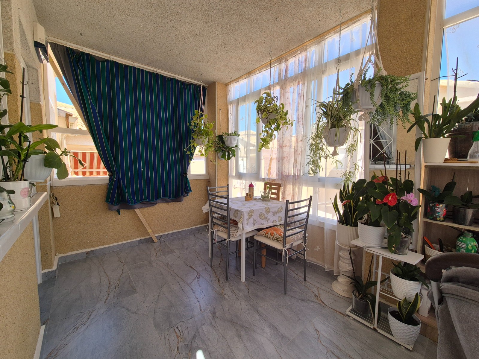 For sale - 2 Bedroom 1 Bathroom Bungalow in Torrevieja - Costa Blanca  - Alicante