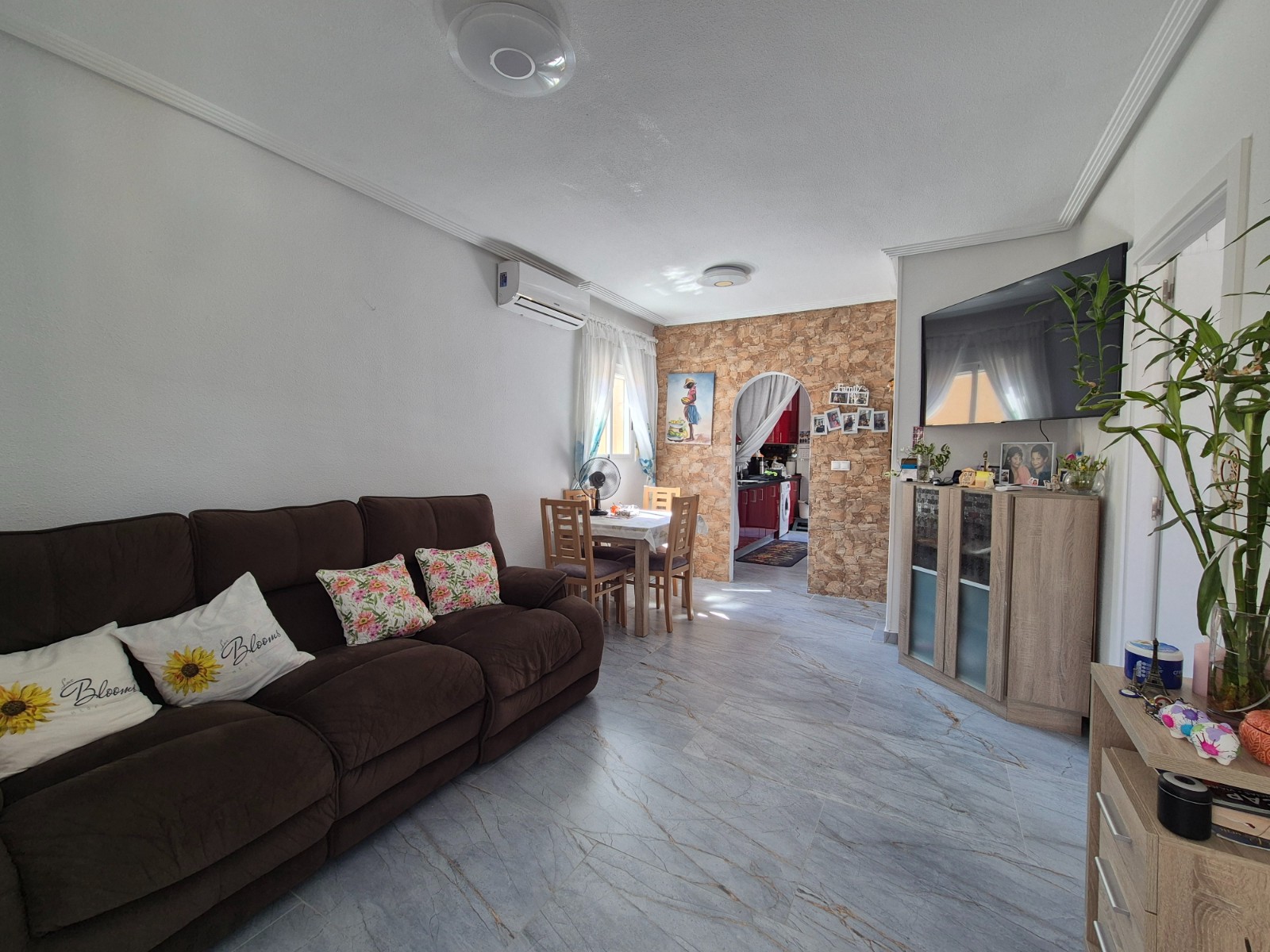 For sale - 2 Bedroom 1 Bathroom Bungalow in Torrevieja - Costa Blanca  - Alicante
