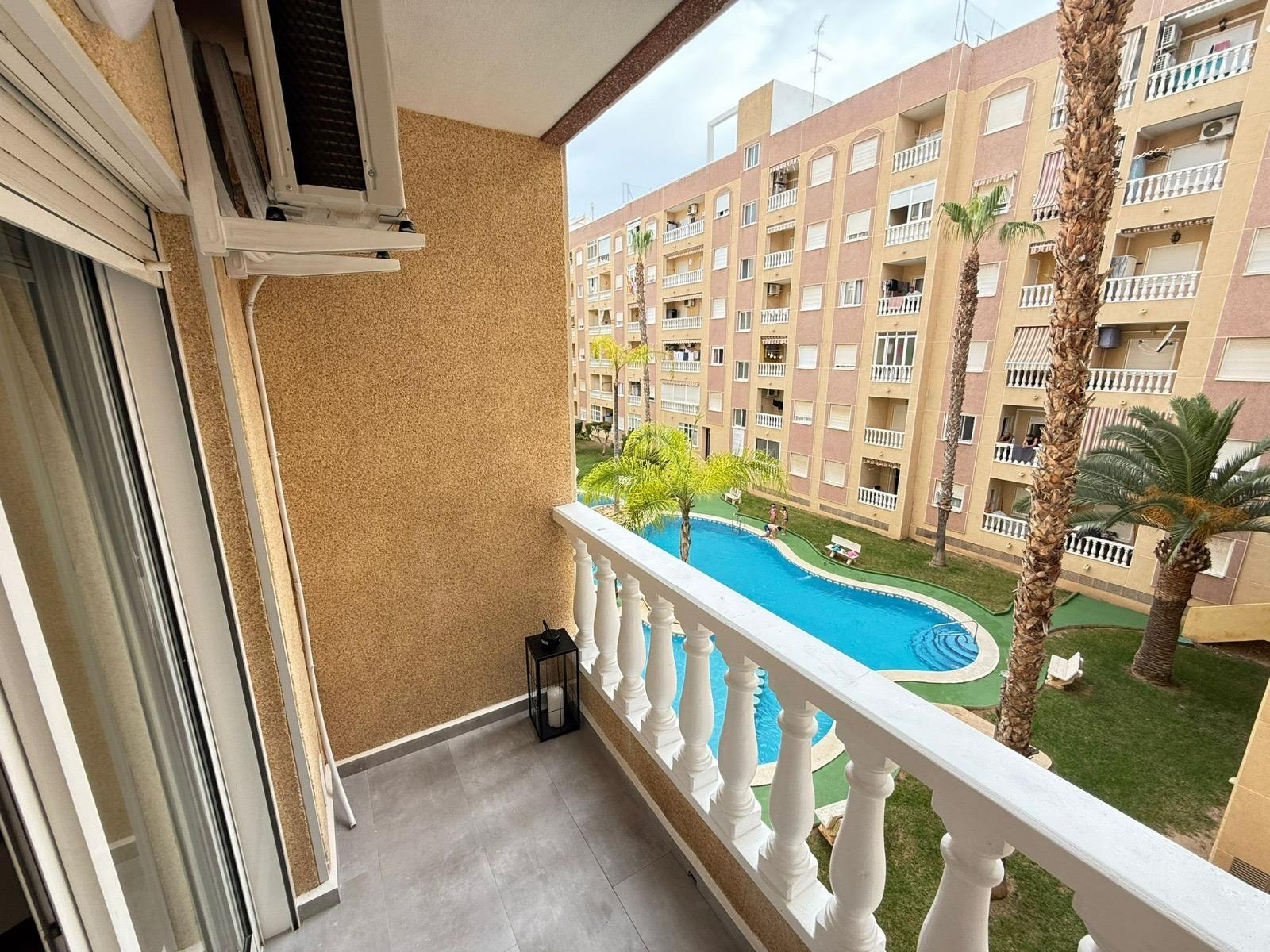 For sale - 2 Bedroom 1 Bathroom Apartment in Torrevieja - PARQUE DE LAS NACIONES  - Alicante