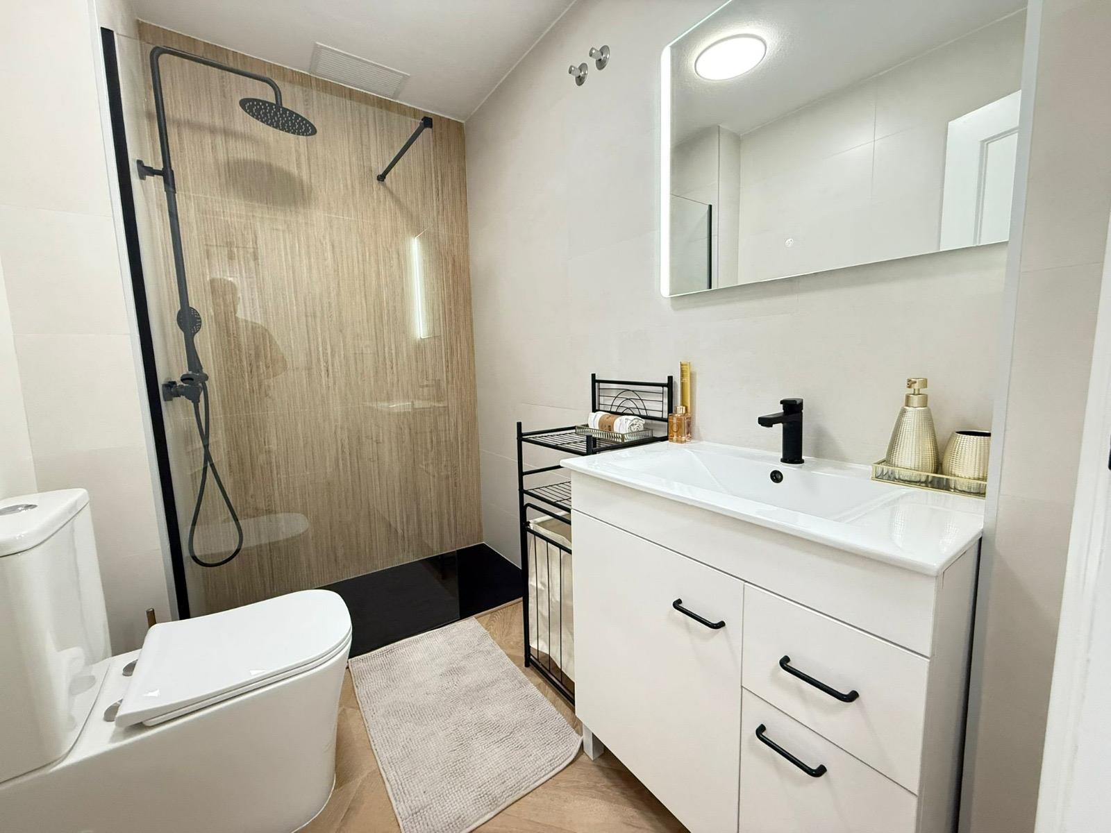For sale - 2 Bedroom 1 Bathroom Apartment in Torrevieja - PARQUE DE LAS NACIONES  - Alicante