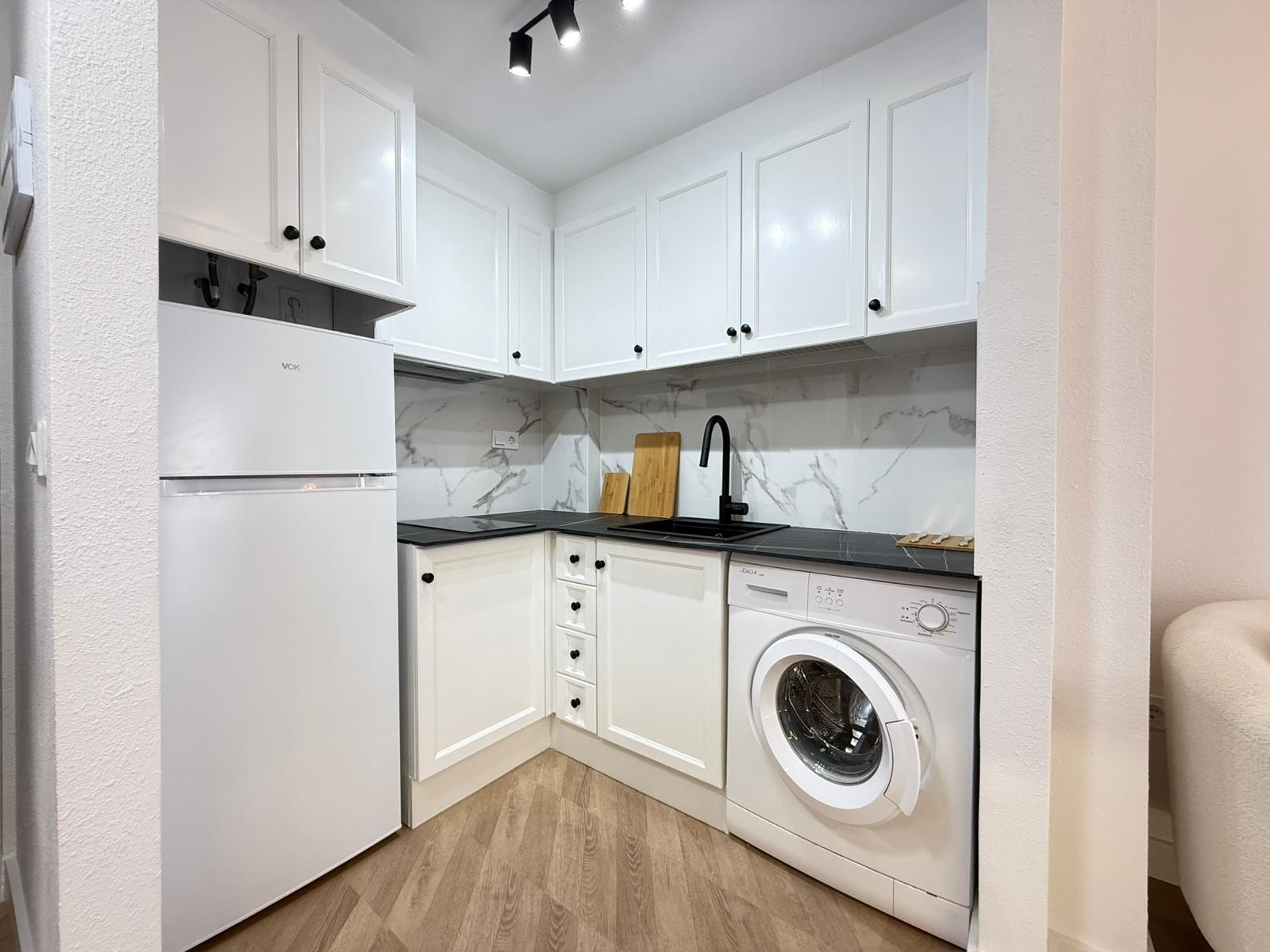 For sale - 2 Bedroom 1 Bathroom Apartment in Torrevieja - PARQUE DE LAS NACIONES  - Alicante