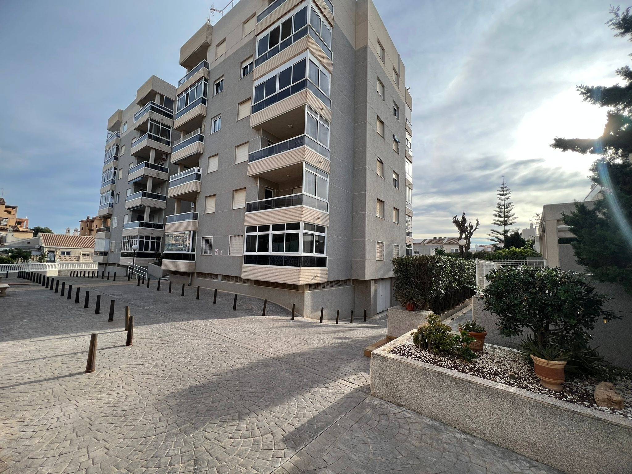 For sale - 2 Bedroom 1 Bathroom Apartment in Torrevieja - aguas nuevas  - Alicante