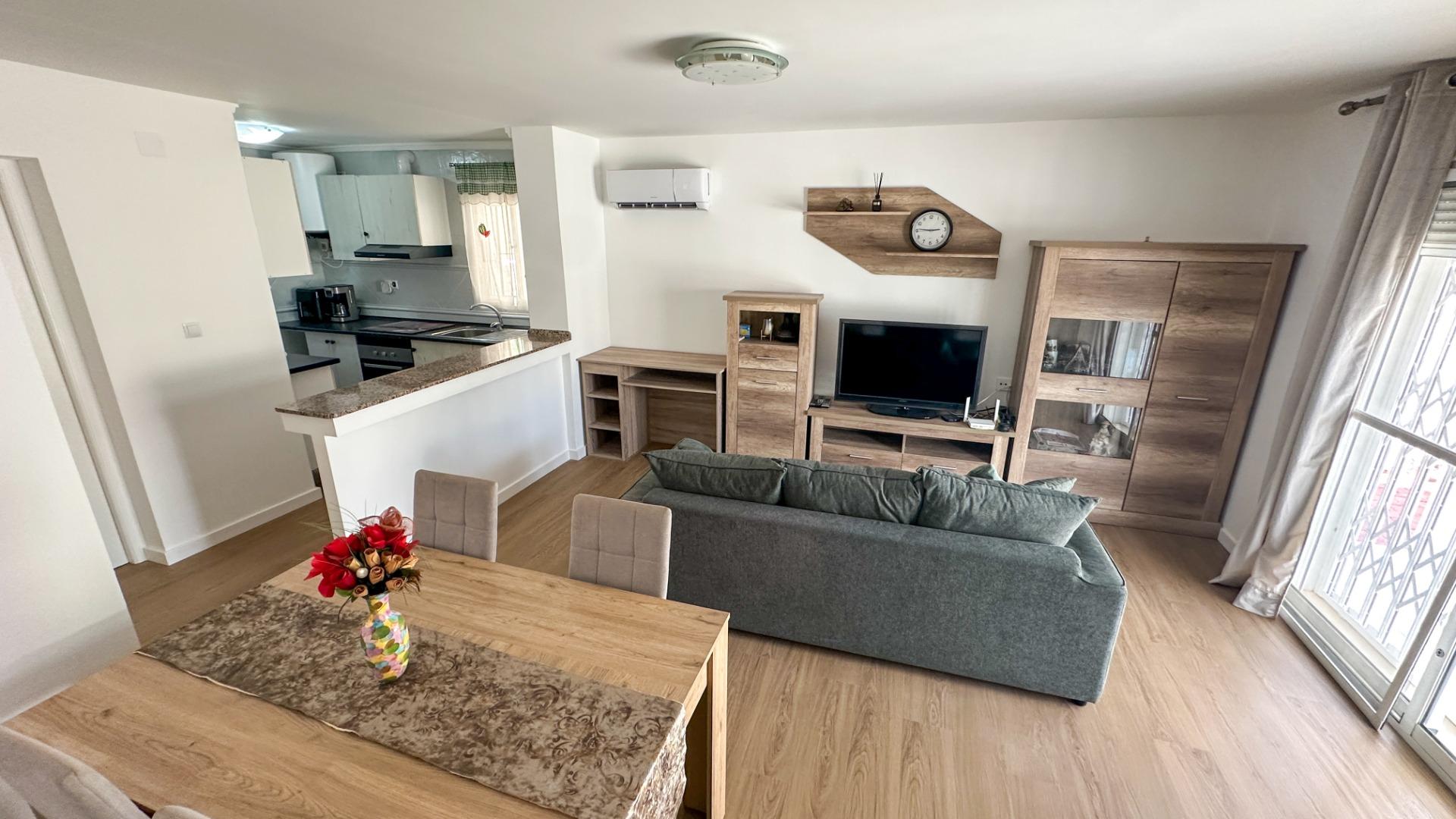 For sale - 3 Bedroom 2 Bathroom Town House in San Miguel de Salinas - El Galán  - Alicante
