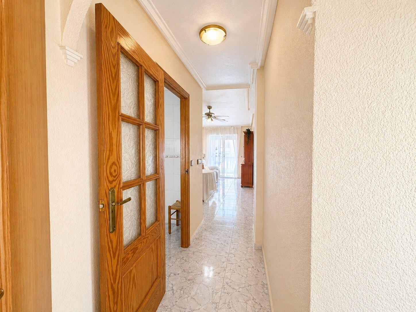 For sale - 2 Bedroom 1 Bathroom Apartment in Torrevieja - Habaneras  - Alicante