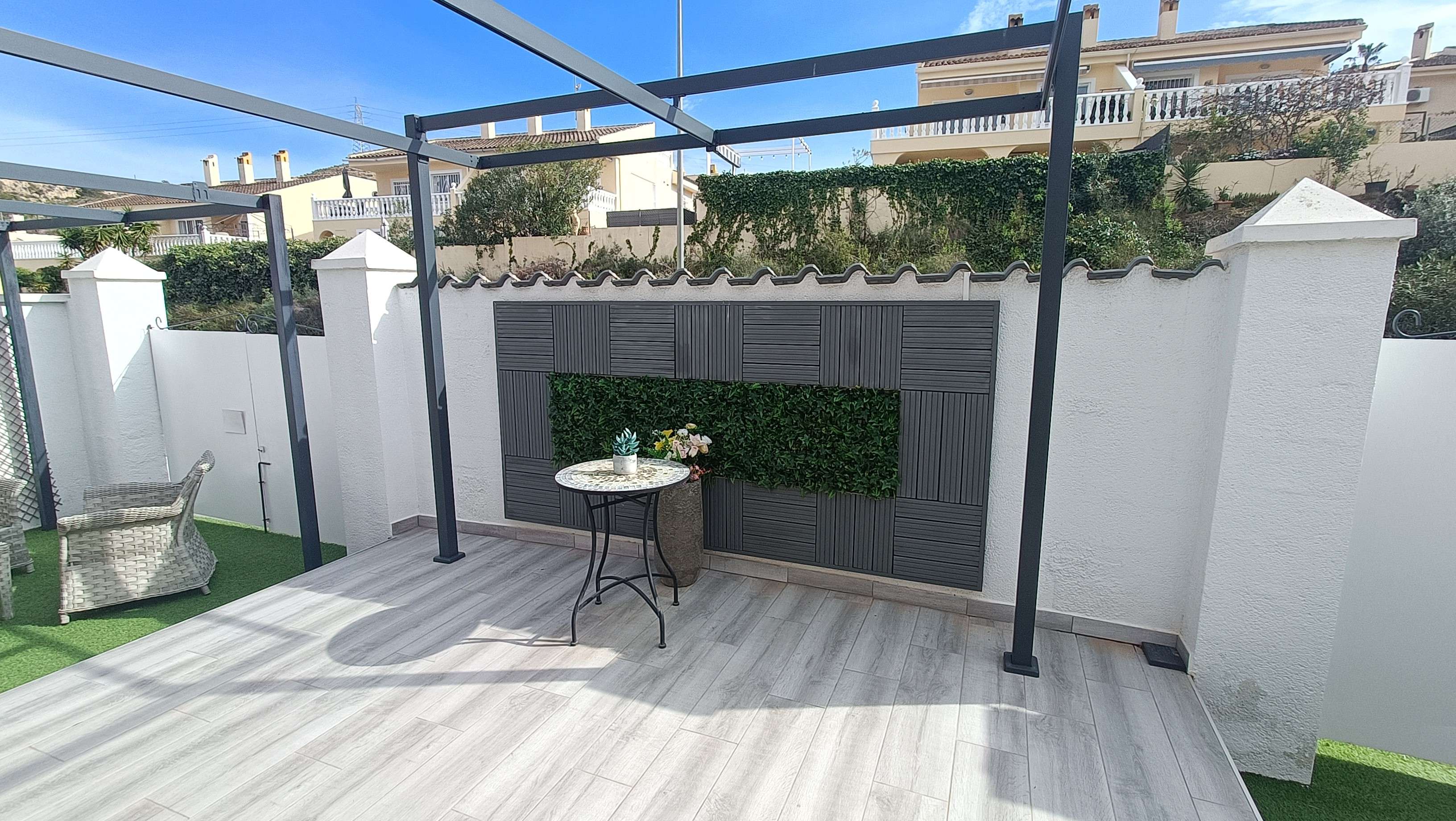 For sale - 2 Bedroom 2 Bathroom Villa in Rojales - Inland  - Alicante