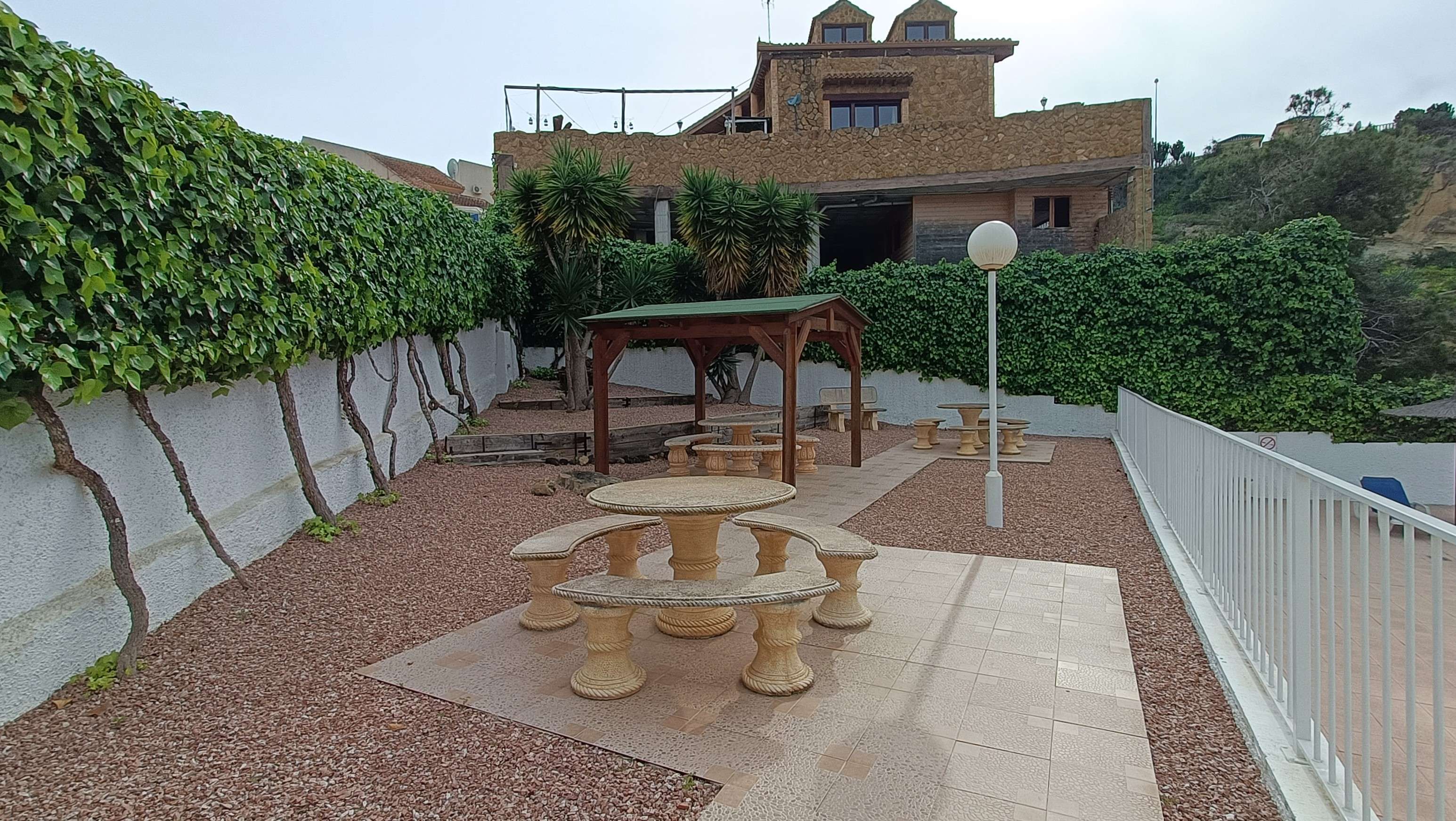For sale - 2 Bedroom 2 Bathroom Villa in Rojales - Inland  - Alicante