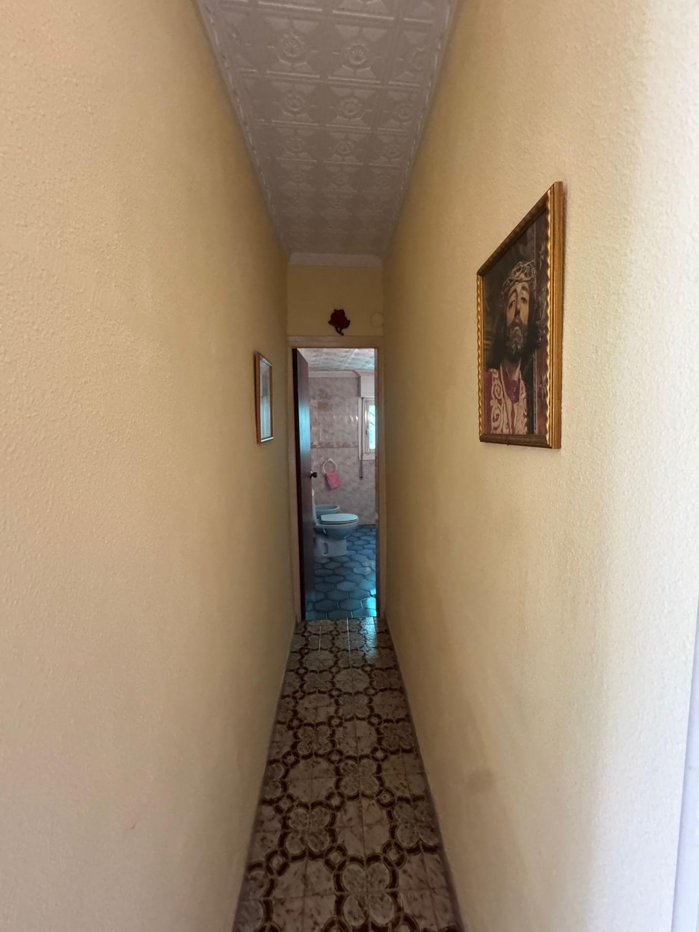 For sale - 8 Bedroom 3 Bathroom Town House in Orihuela - Orihuela Ciudad  - Alicante