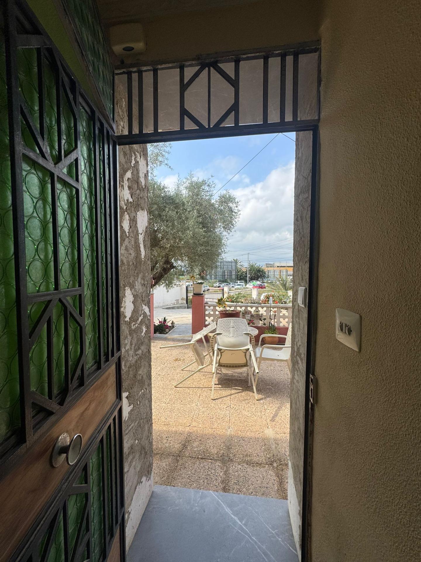 For sale - 8 Bedroom 3 Bathroom Town House in Orihuela - Orihuela Ciudad  - Alicante