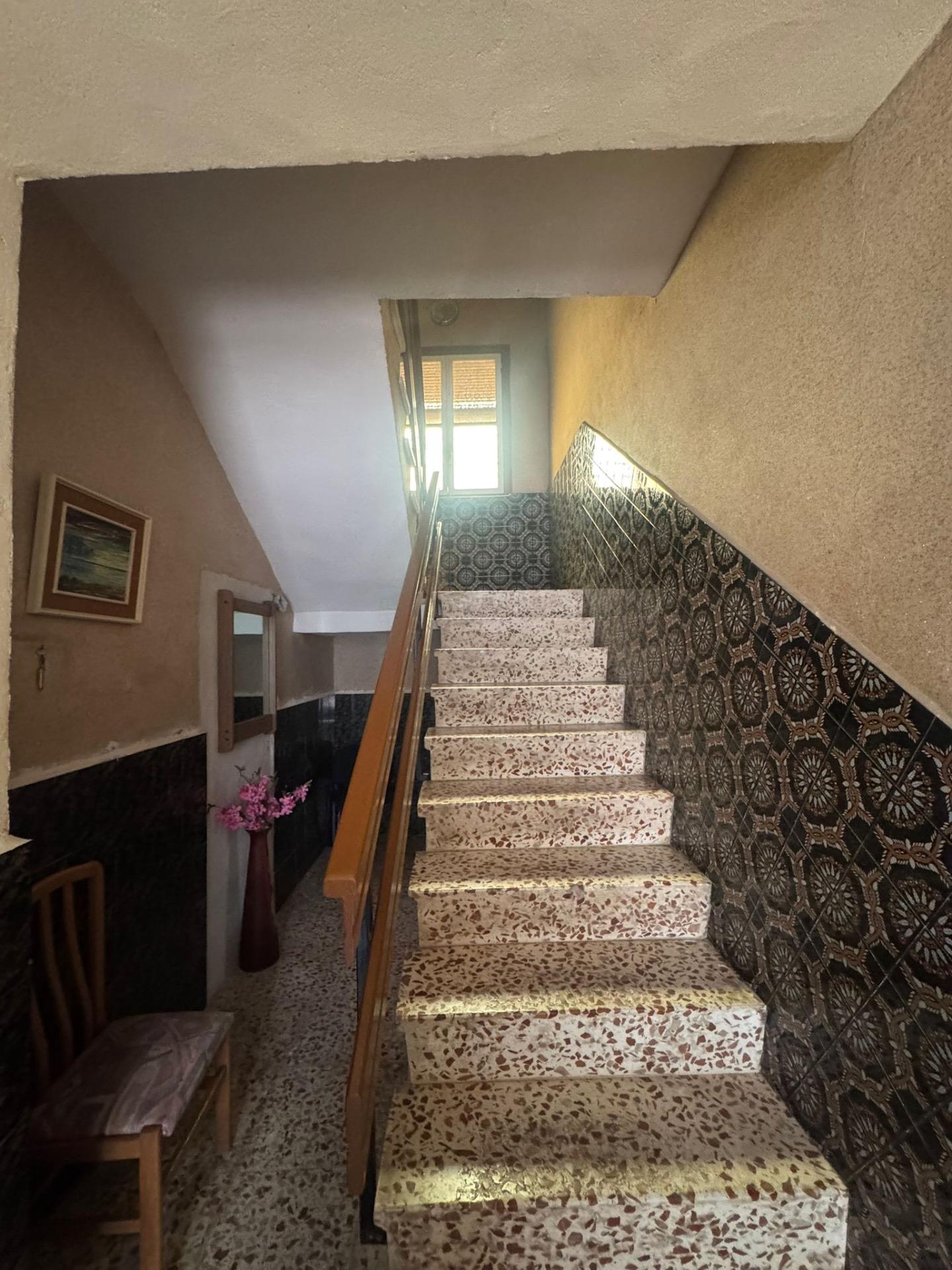 For sale - 8 Bedroom 3 Bathroom Town House in Orihuela - Orihuela Ciudad  - Alicante