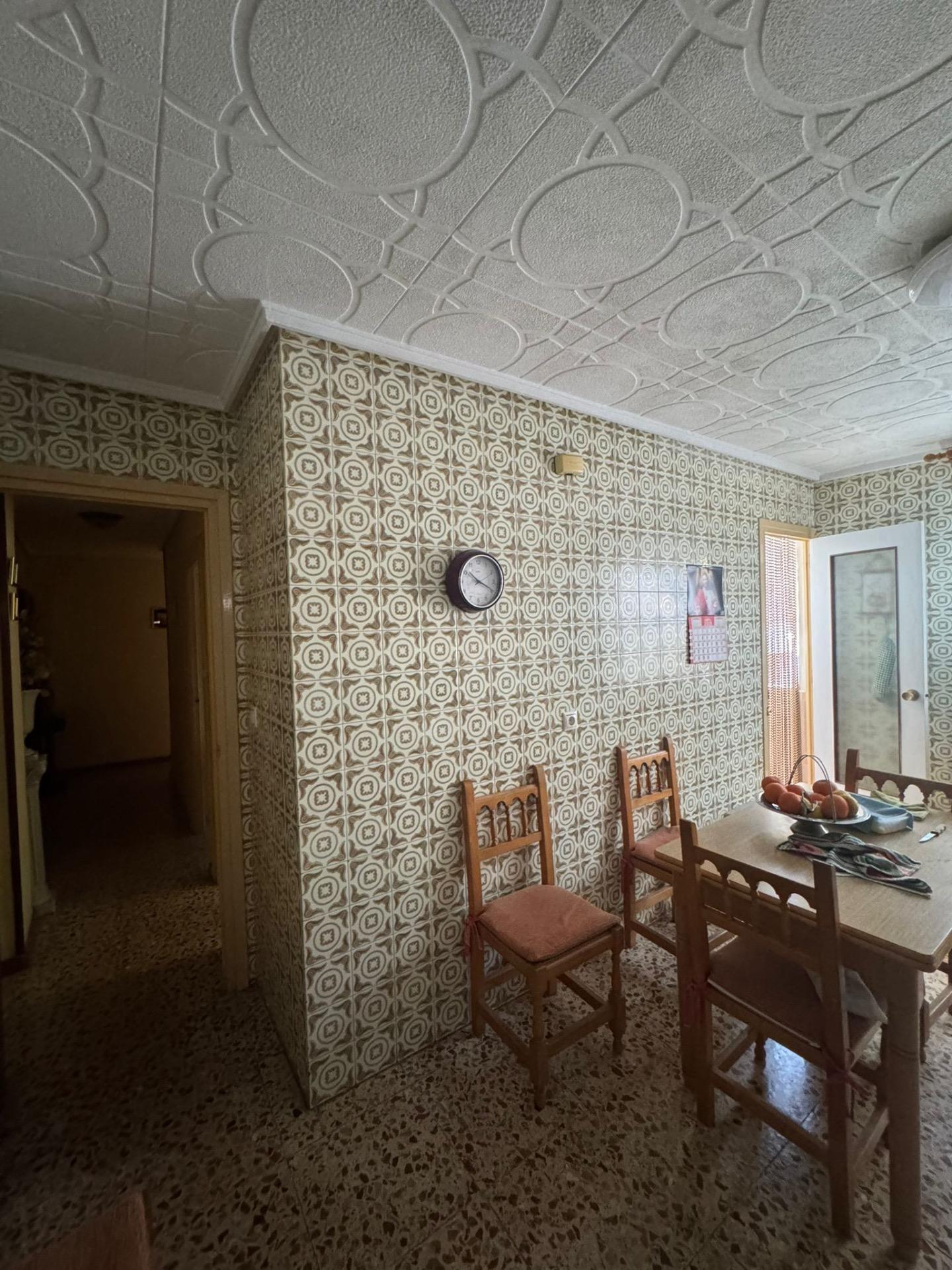 For sale - 8 Bedroom 3 Bathroom Town House in Orihuela - Orihuela Ciudad  - Alicante