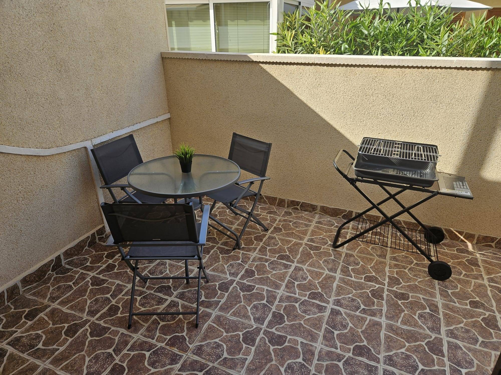 For sale - 2 Bedroom 1 Bathroom Bungalow in Orihuela Costa - La Zenia  - Alicante