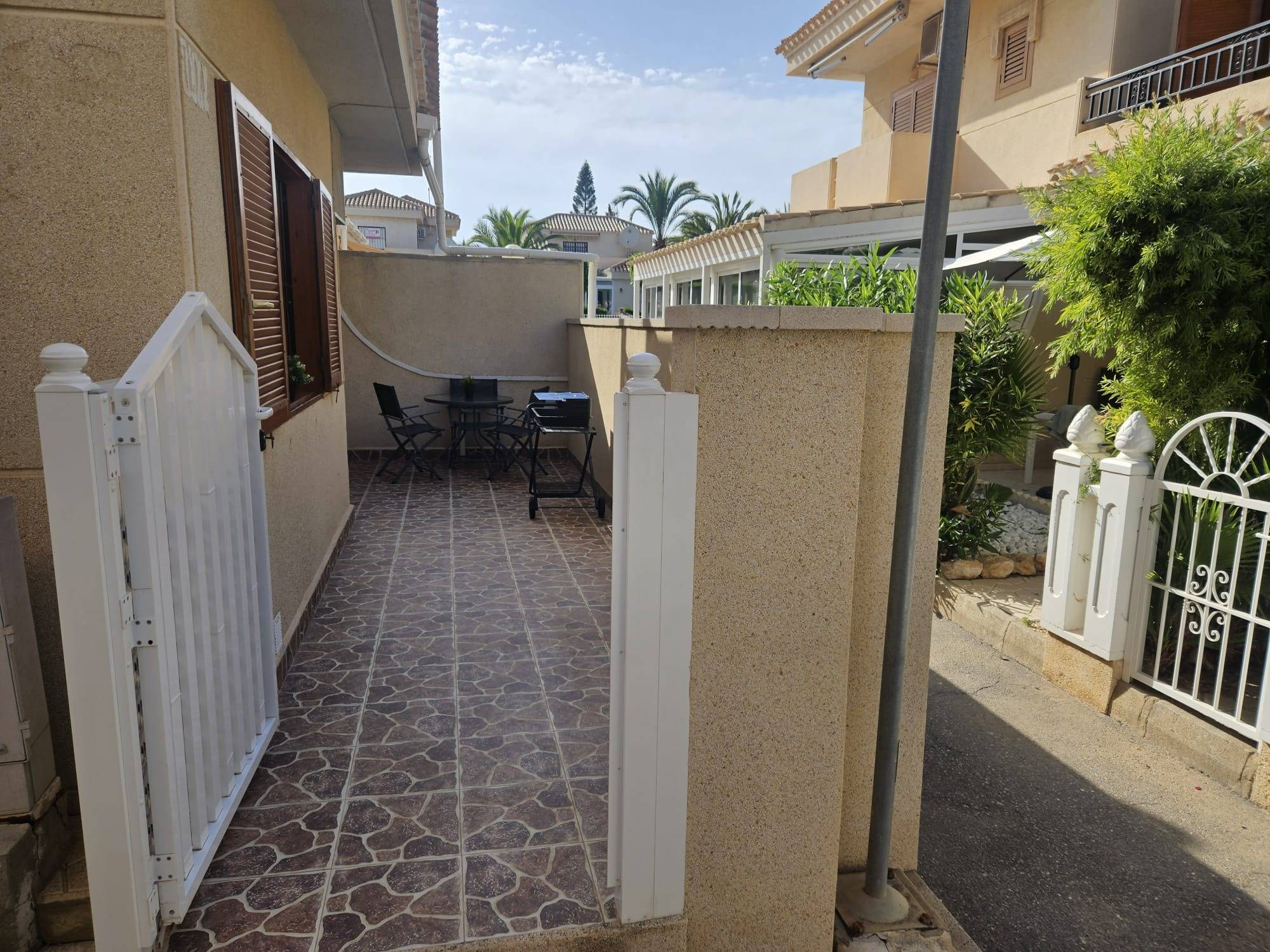 For sale - 2 Bedroom 1 Bathroom Bungalow in Orihuela Costa - La Zenia  - Alicante