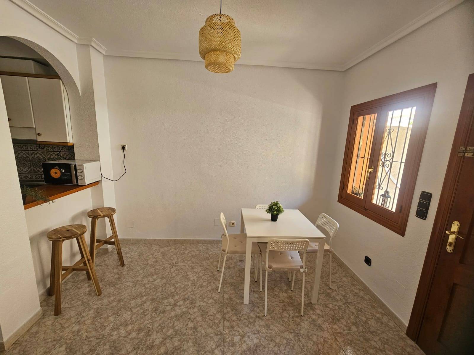 For sale - 2 Bedroom 1 Bathroom Bungalow in Orihuela Costa - La Zenia  - Alicante