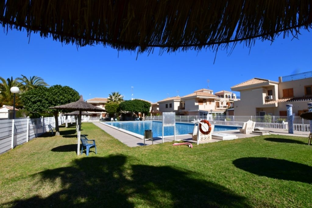 For sale - 2 Bedroom 1 Bathroom Apartment in Orihuela Costa - Costa Blanca  - Alicante