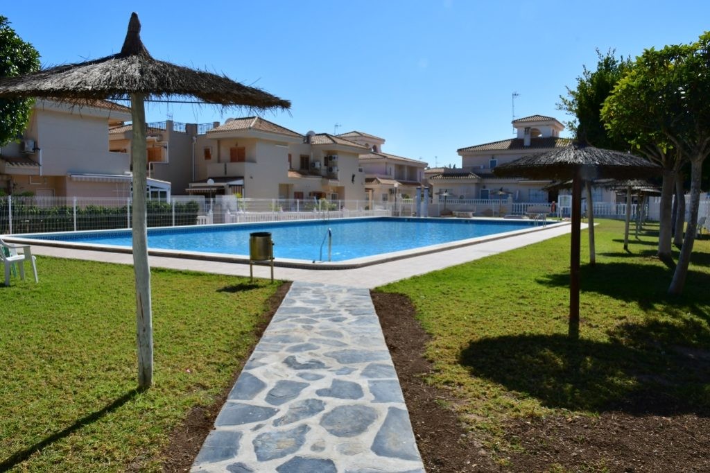 For sale - 2 Bedroom 1 Bathroom Apartment in Orihuela Costa - Costa Blanca  - Alicante