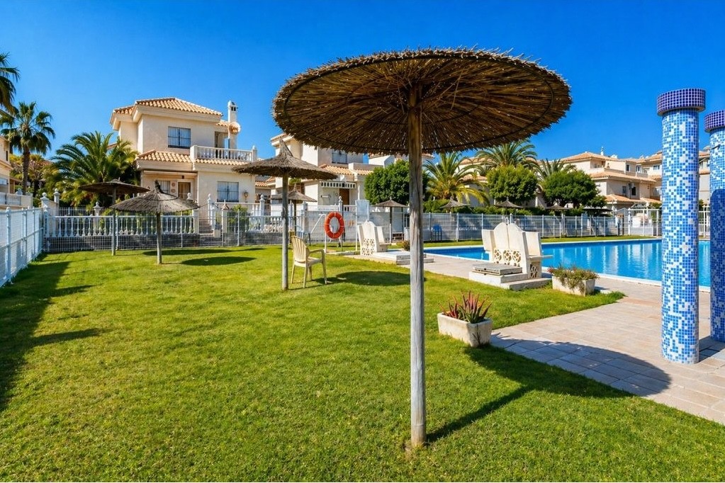 For sale - 2 Bedroom 1 Bathroom Apartment in Orihuela Costa - Costa Blanca  - Alicante