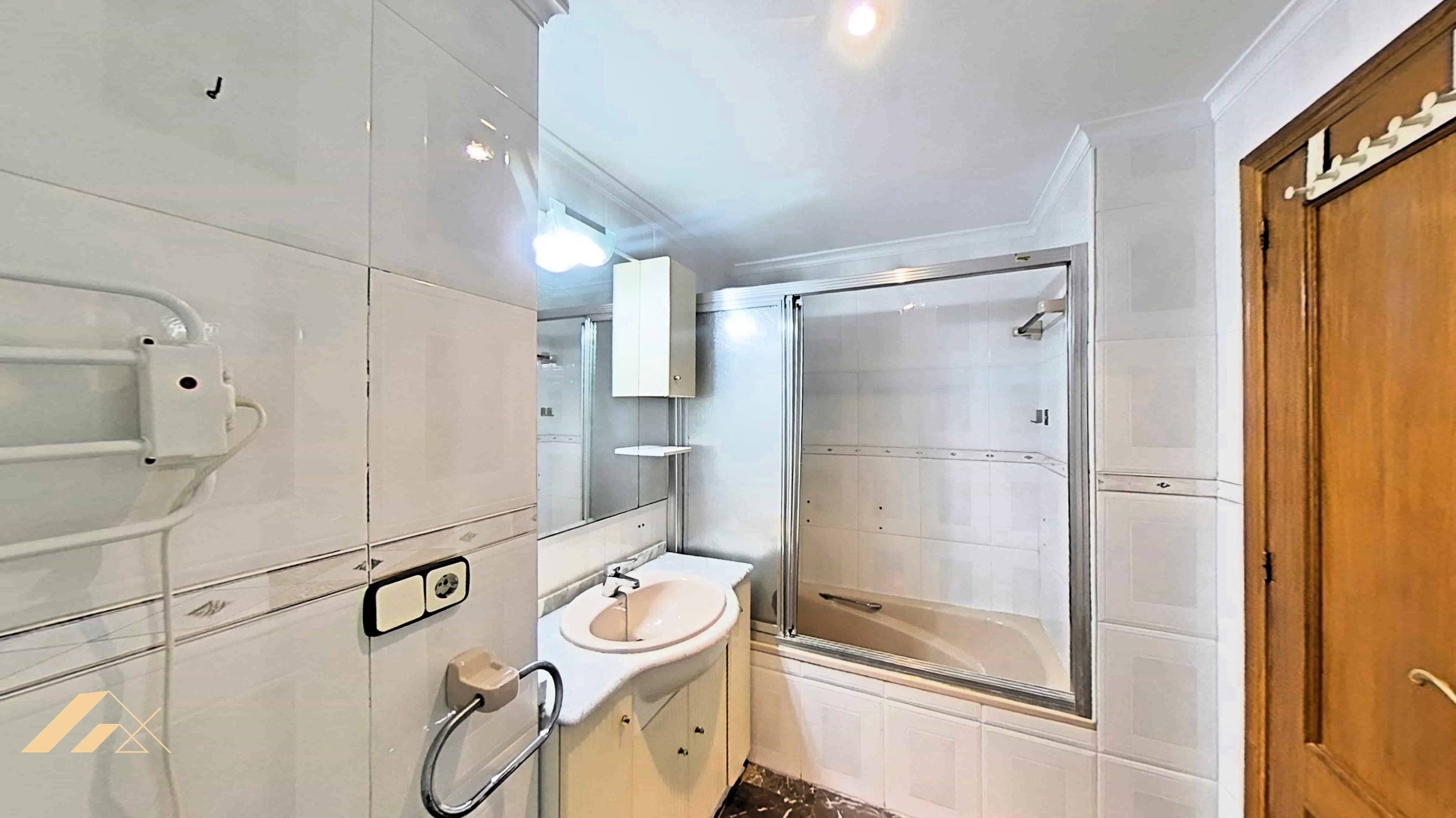 For sale - 4 Bedroom 2 Bathroom Apartment in Pilar de La Horadada - Pilar De La Horadada  - Alicante