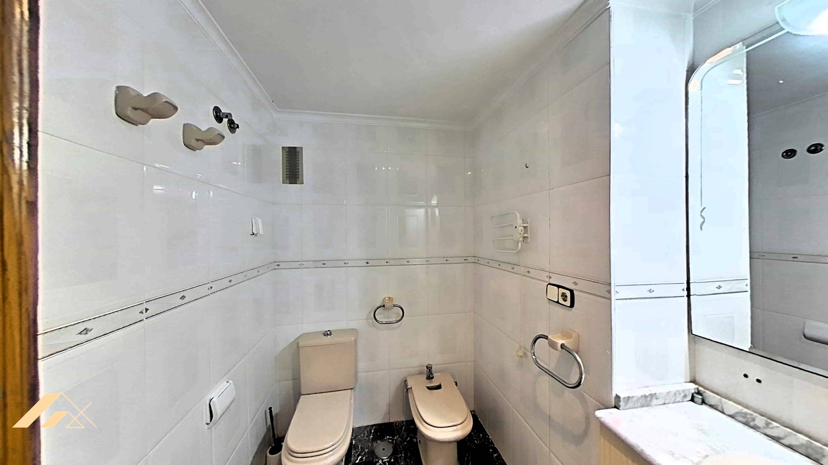 For sale - 4 Bedroom 2 Bathroom Apartment in Pilar de La Horadada - Pilar De La Horadada  - Alicante
