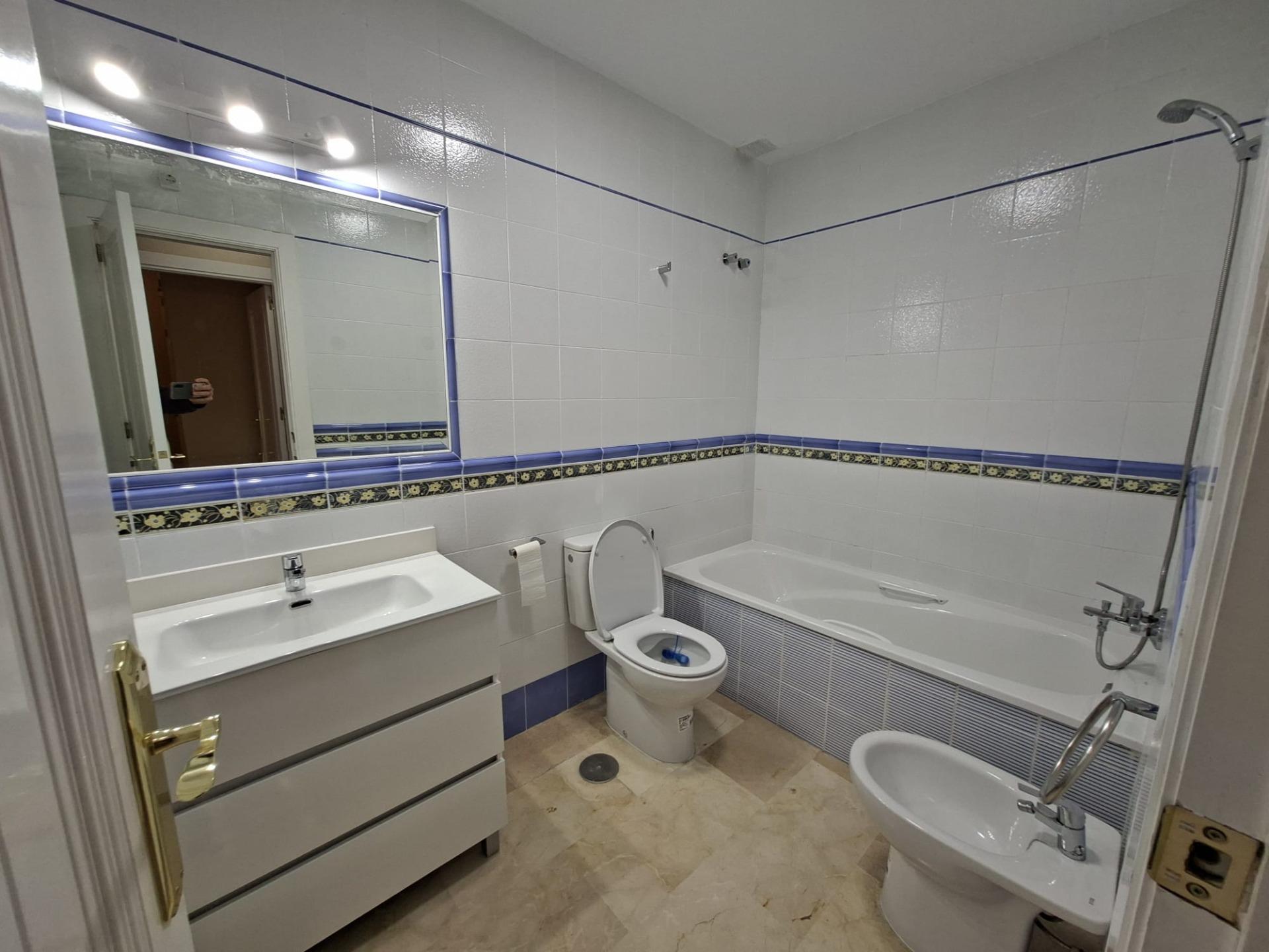 For sale - 2 Bedroom 1 Bathroom Bungalow in Orihuela Costa - Villamartín-las Filipinas  - Alicante