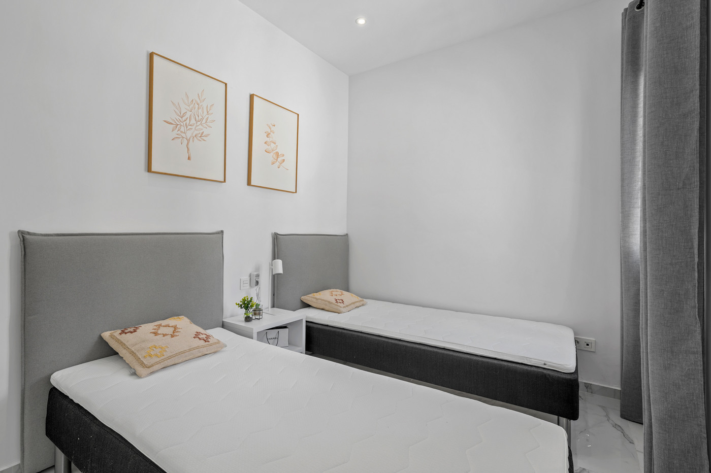 For sale - 3 Bedroom 3 Bathroom Villa in Torrevieja - Costa Blanca  - Alicante