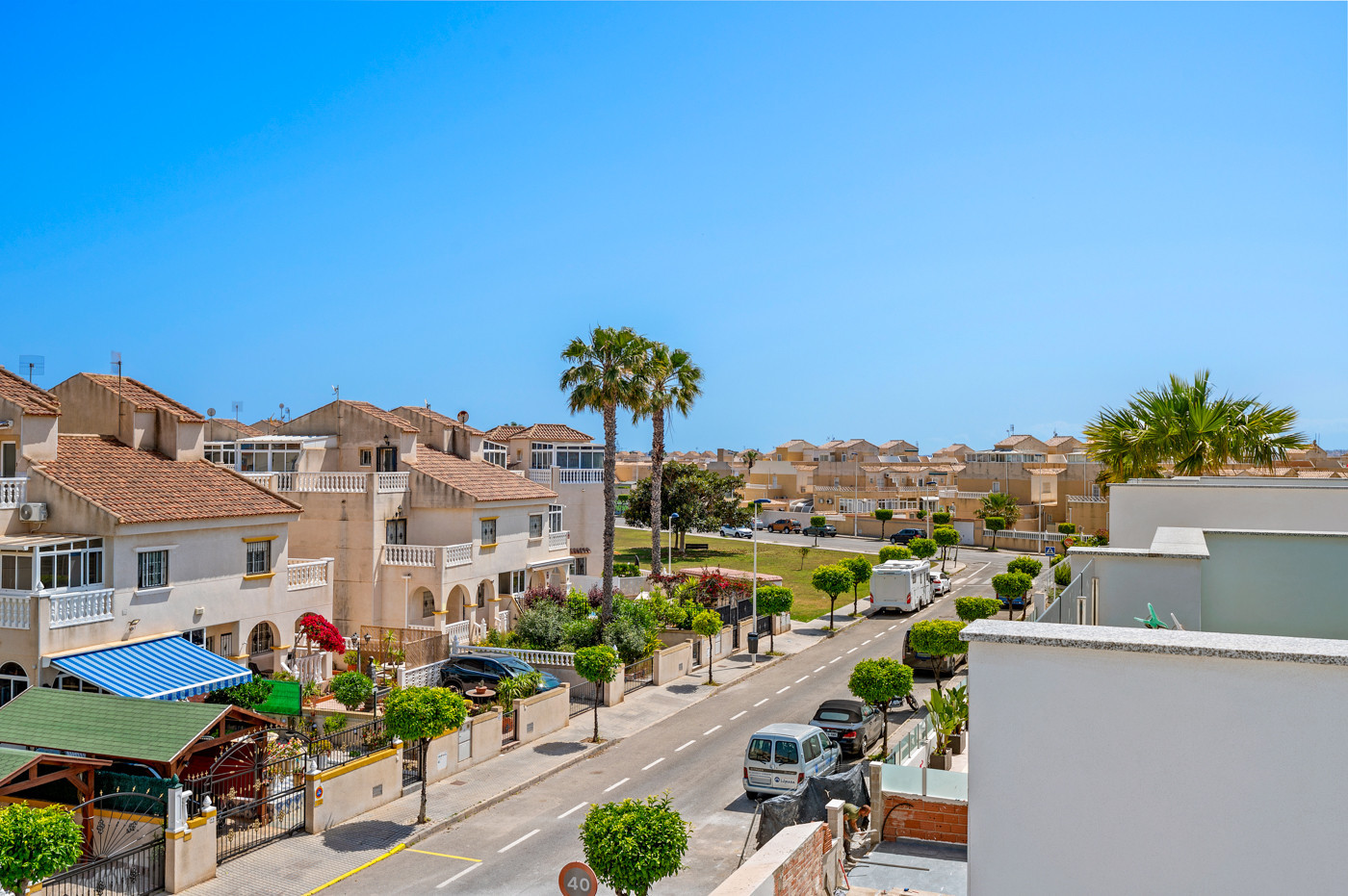 For sale - 3 Bedroom 3 Bathroom Villa in Torrevieja - Costa Blanca  - Alicante