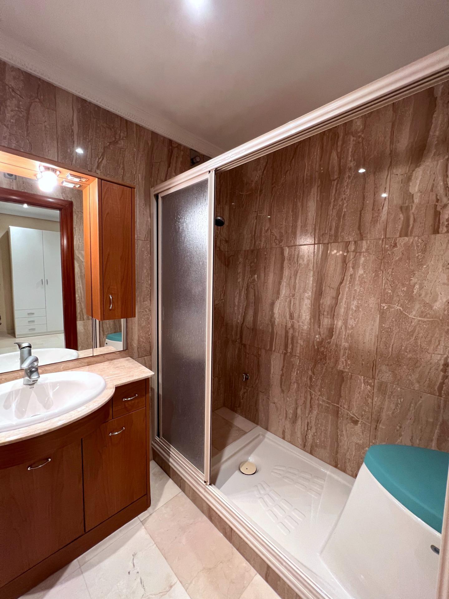 For sale - 2 Bedroom 3 Bathroom Duplex in Torrevieja - Torrevieja  - Alicante
