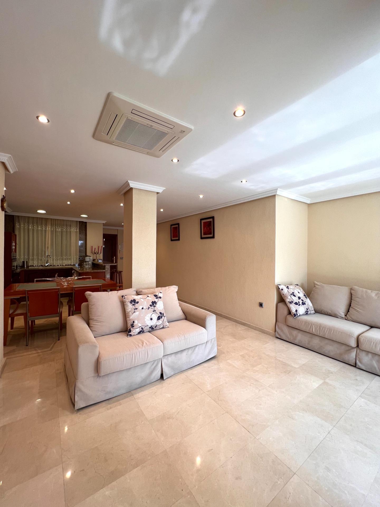 For sale - 2 Bedroom 3 Bathroom Duplex in Torrevieja - Torrevieja  - Alicante